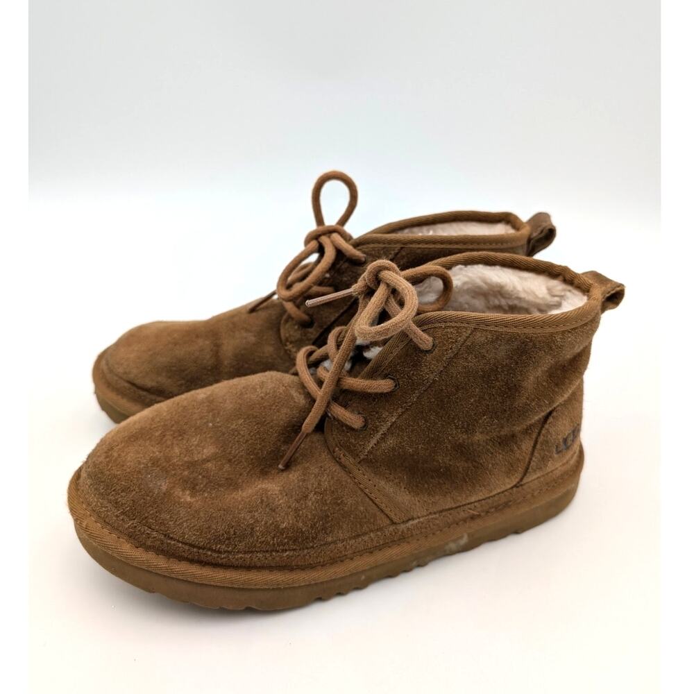 UGG Neumel II Water Resistant Chukka Boots Lace-Up Kid's Chestnut Size US5 EU37